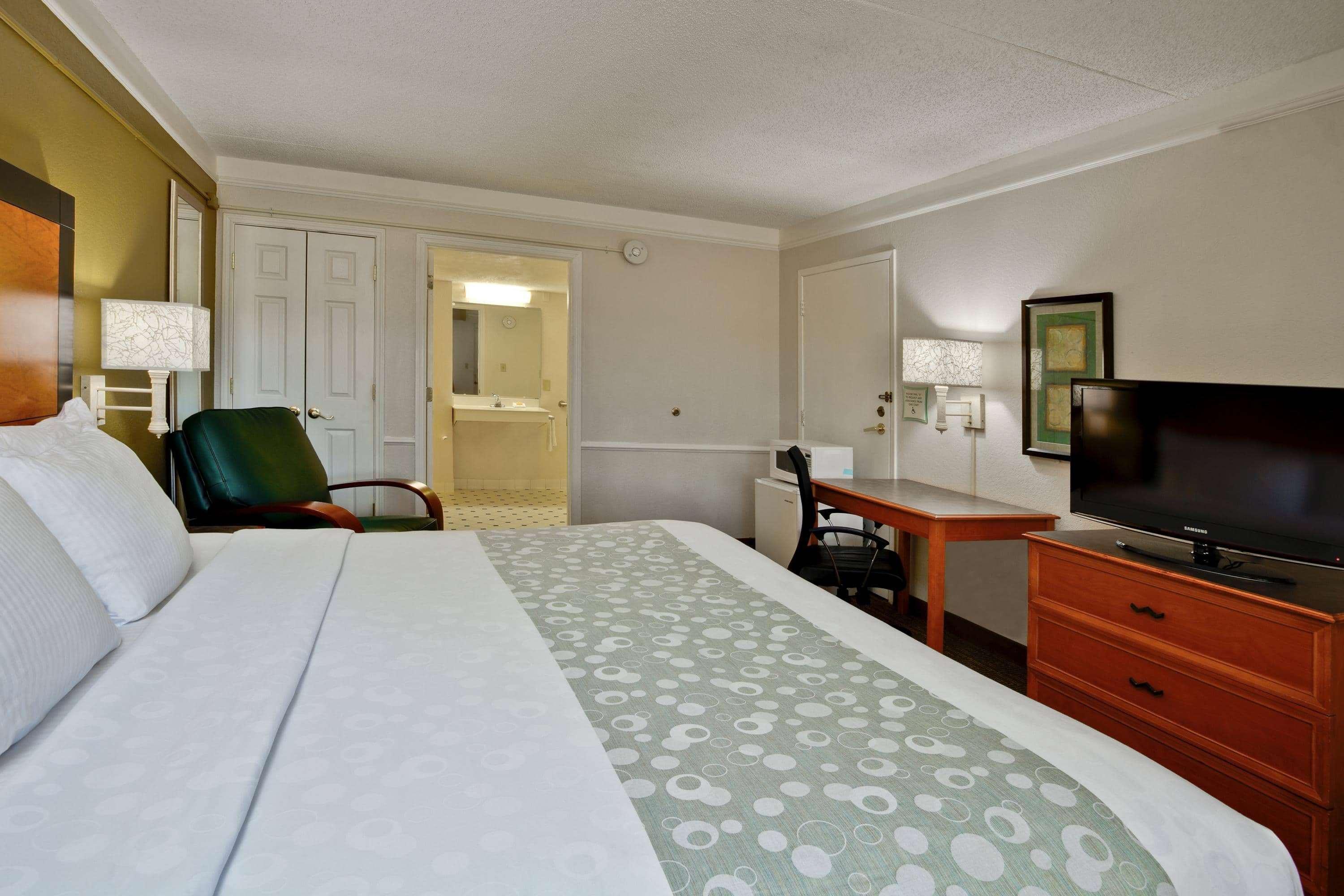 La Quinta Inn By Wyndham Orlando Airport West Экстерьер фото