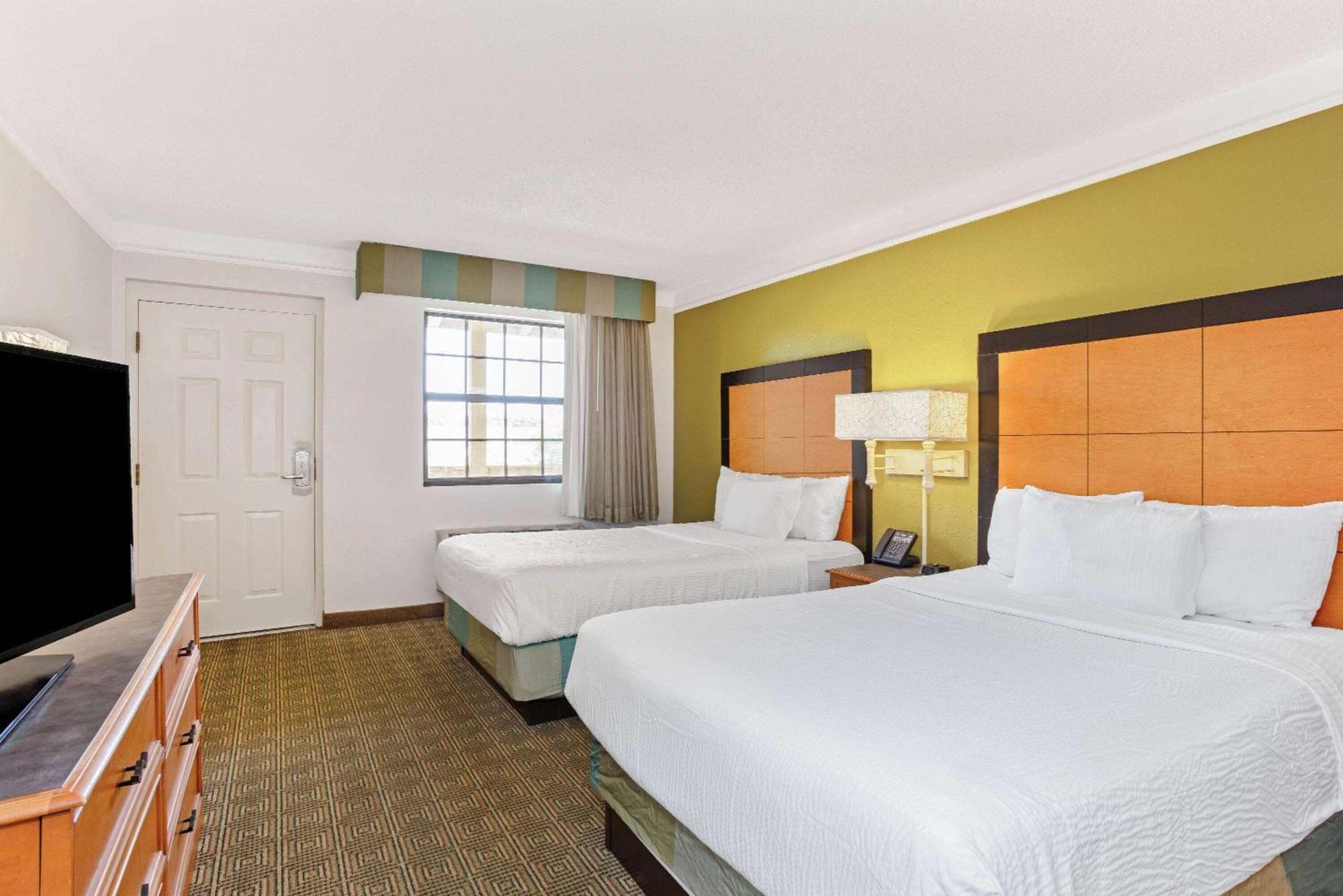 La Quinta Inn By Wyndham Orlando Airport West Экстерьер фото